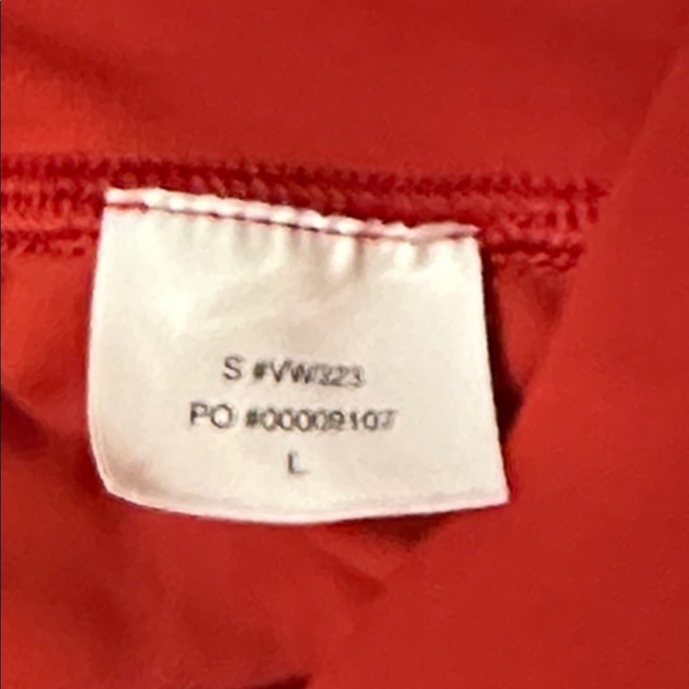 Vuori daily joggers with drawstring waist 
Size L.  VW323 - Picture 3 of 13